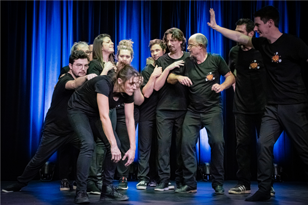 Spectacle d'improvisation théâtrale Double JE