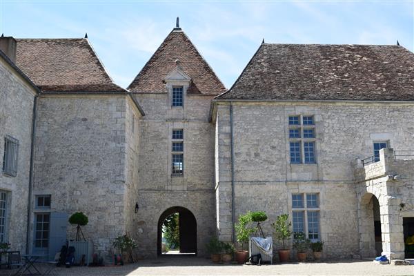 Visite du château de Théobon à Loubès Bernac