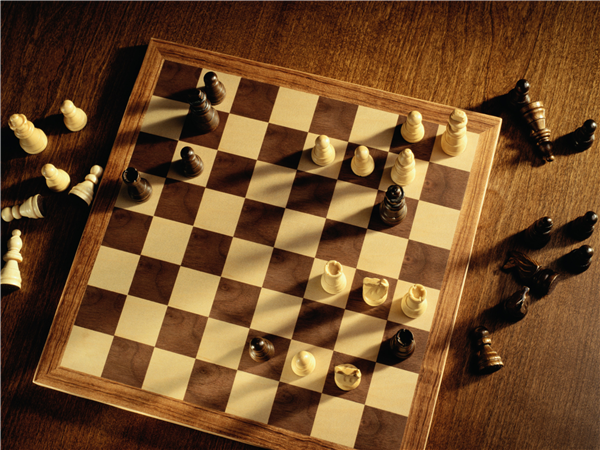 Découverte des échecs avec l'association Les Echiquiers de la Bastide