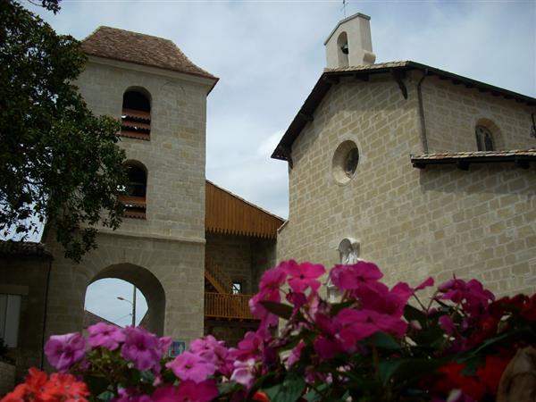 Eglise et porte clocher