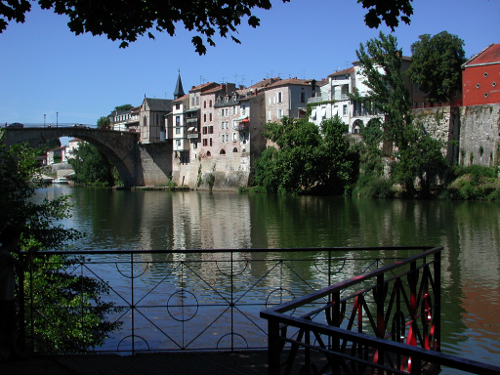 Villeneuve-sur-Lot, la rivière, rive droite, rive gauche