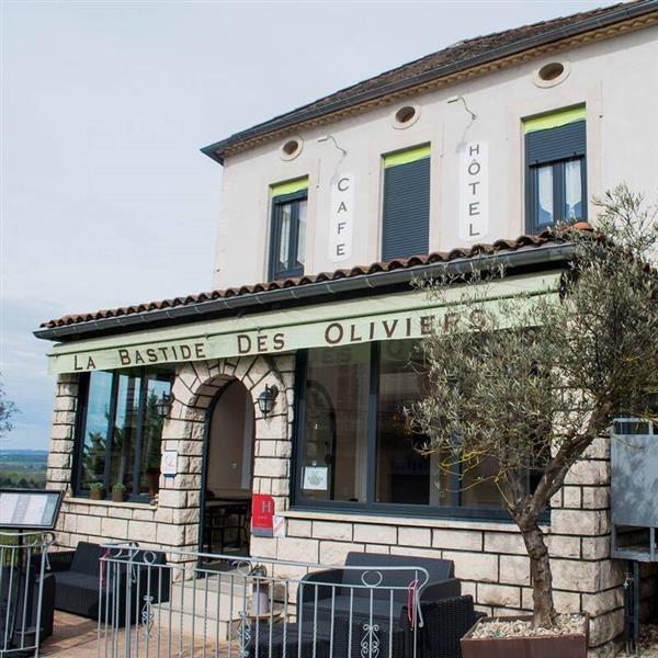 Hôtel-Restaurant La Bastide des Oliviers