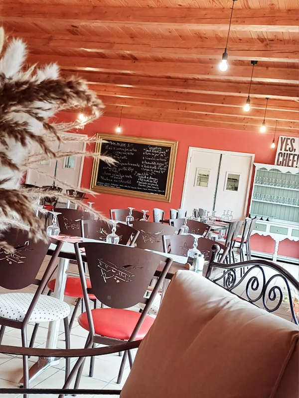 Le St Ex - Bar Restaurant