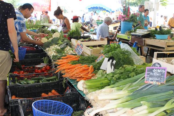 Marché traditionnel de la Place du Pin - Agen