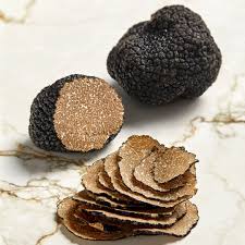 Marché aux truffes d'été