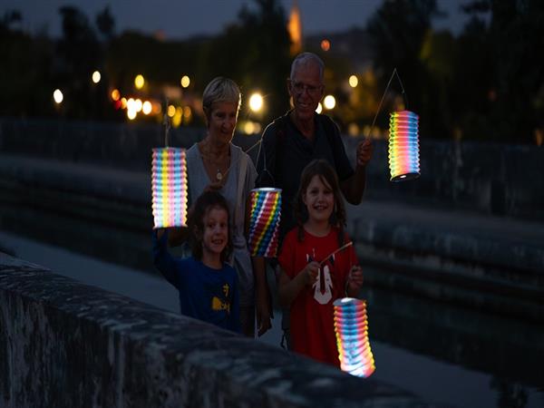 Visite guidée : Un incroyable Pont-Canal aux lampions